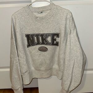 Nike Phoenix Fleece